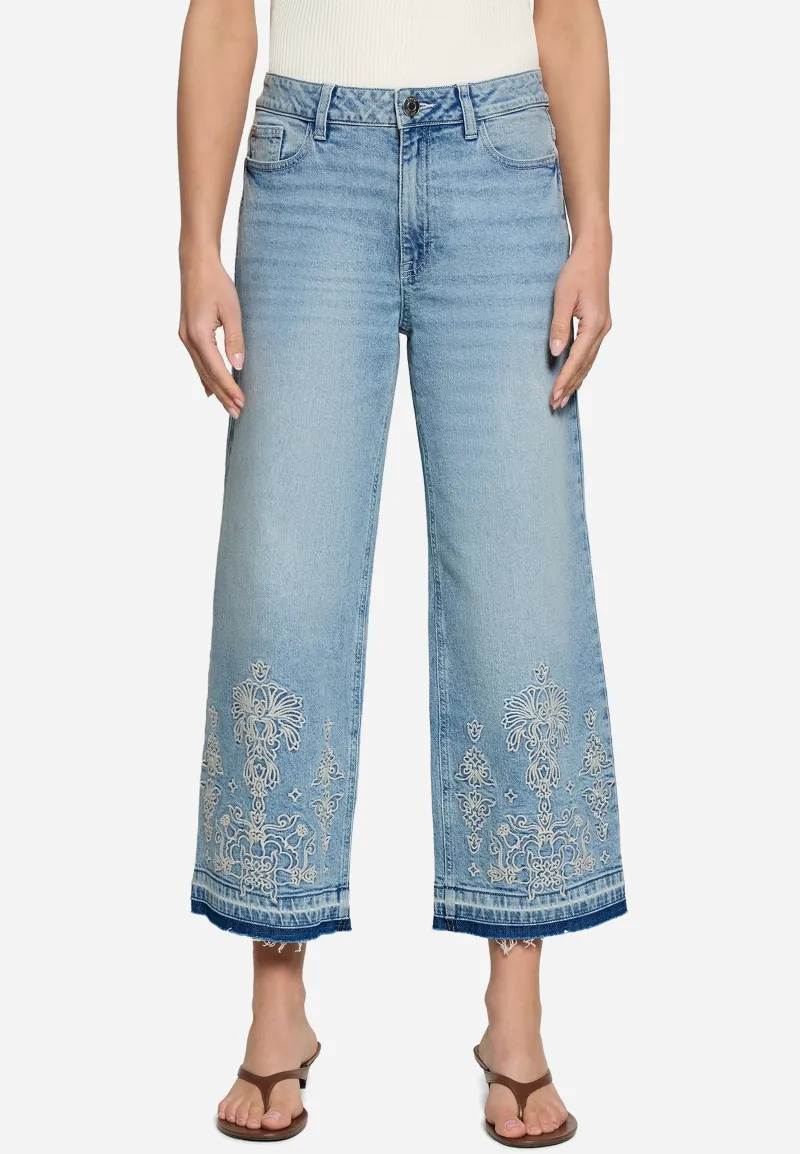 zero Jeans mit Stickerei 7/8 Länge
