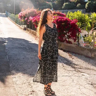 WiDDA berlin WiDDA berlin Maxikleid VANI Lines aus ECOVERO®