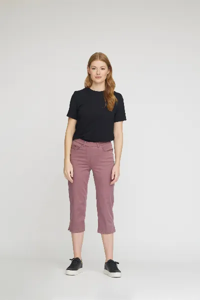 LAURIE LAURIE Damen vegan Hose Hannah Regular Capri Ml Faded Grape