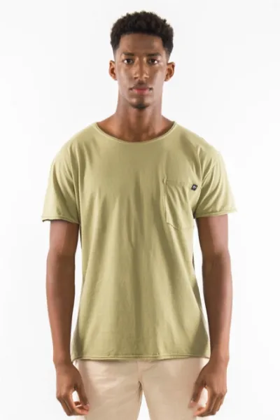 RAVENS VIEW IBIZA RAVENS VIEW IBIZA Herren vegan T-Shirt Rundhalsausschnitt Wild Pocket Dark Aloe