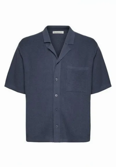 KnowledgeCotton Apparel KnowledgeCotton Apparel Gestricktes Poloshirt im Boxy-Fit aus Biobaumwolle