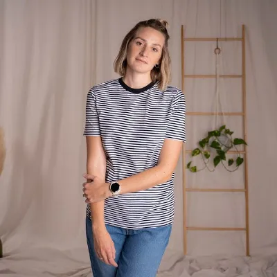 Vresh Clothing Vresh Clothing Vanny - gestreiftes T-Shirt aus Biobaumwolle