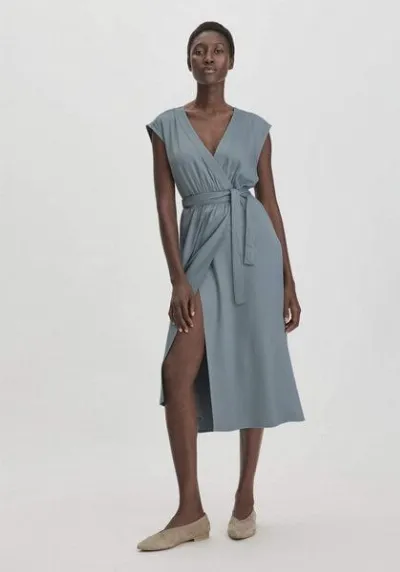 hessnatur hessnatur Kleid Midi Relaxed aus reiner LENZING ECOVERO  Viskose