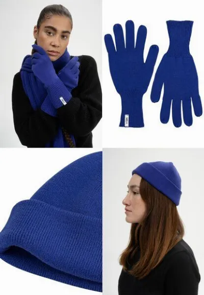 MELA MELA Bundle Feinstrick Mütze kurz LESH + Strick Handschuhe RISHI