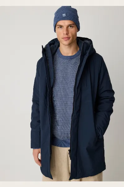 KnowledgeCotton Apparel KnowledgeCotton Apparel Herren vegan Jacke Long Climate Shell Total Eclipse Navy