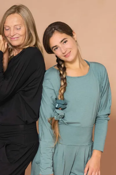 nice to meet me nice to meet me Damen vegan Langarm-Tencel-Matcha
