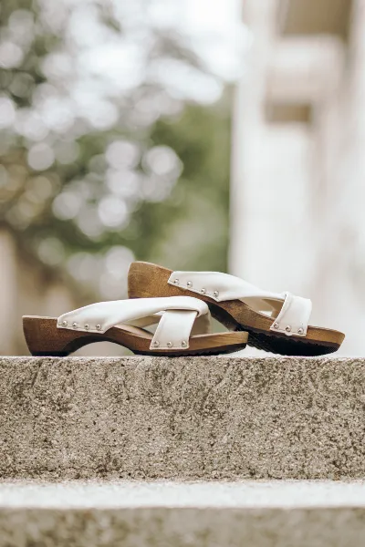AGAZI AGAZI Damen vegan Clogs Take Me To Tokyo In