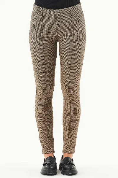 ORGANICATION ORGANICATION Damen vegan Hose Bio-Baumwollmischung Schwarz Kamel