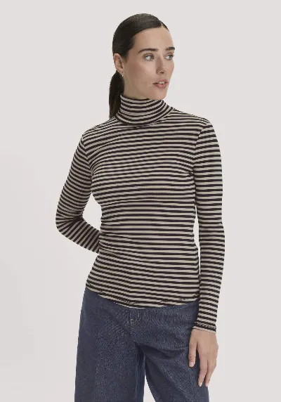hessnatur hessnatur Damen Streifen Softrib Longsleeve Fitted aus Bio-Baumwolle und Modal