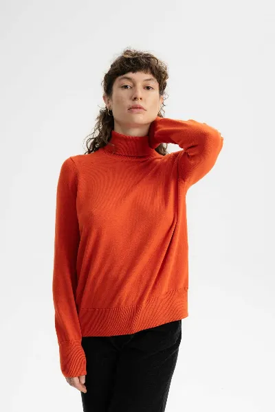 MELA MELA Damen vegan Feinstrickpullover Rollkragen Mayura Orange Ziegel