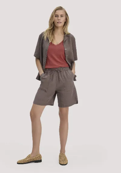 hessnatur hessnatur Damen Shorts Relaxed aus weichem TENCEL Lyocell mit Leinen - braun
