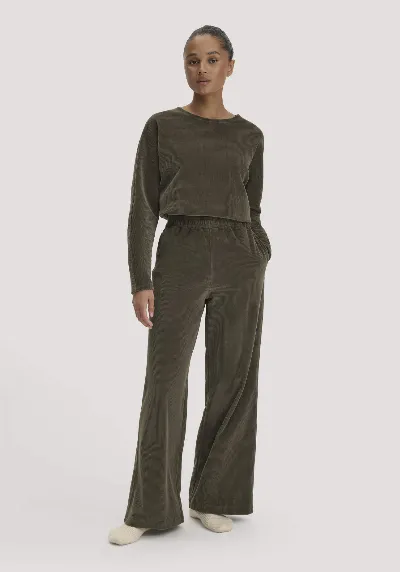 hessnatur hessnatur Loungewear Hose Cordstretch Wide Leg ACTIVE LIGHT aus Bio-Baumwolle - grün