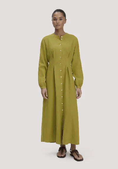 hessnatur hessnatur Damen Hemdblusenkleid mit Taillierung Maxi aus Bio-Baumwolle mit Leinen - grün