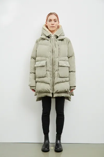 Embassy of Bricks and Logs Jacke Lyndon