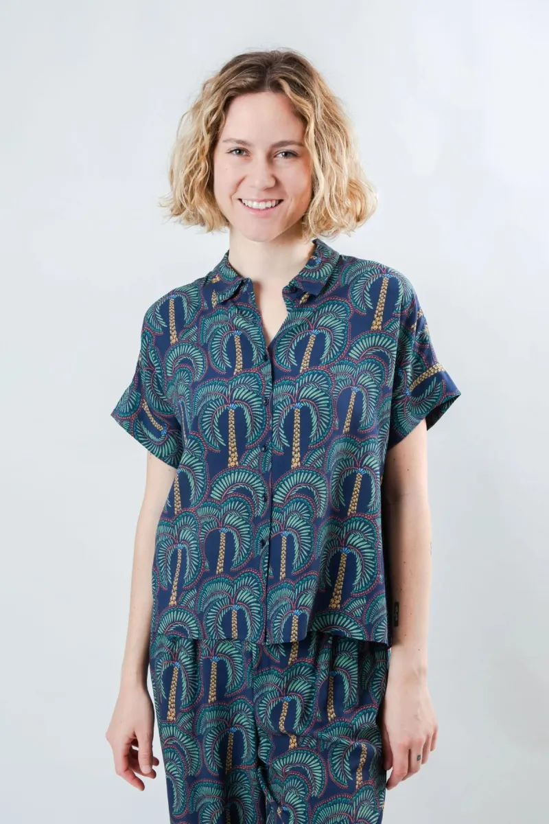 Brava Fabrics Bluse Borneo Batwing Blau