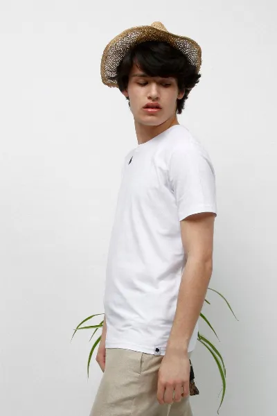 GREEN SHIRTS Eule Bio Standard Fit T-Shirt