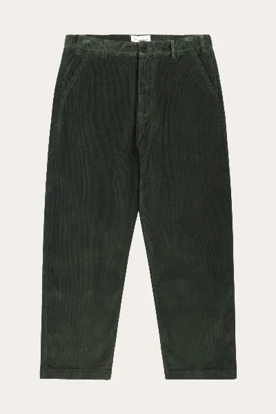 KnowledgeCotton Apparel KnowledgeCotton Apparel Herren vegan Chino-Hose Flint Wide Corduroy Forrest Night Green