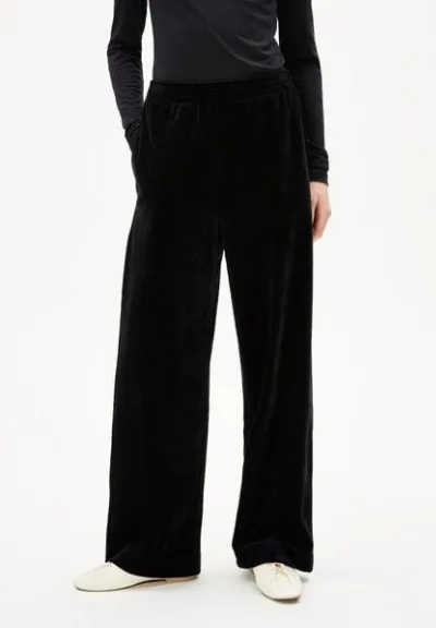 ARMEDANGELS ARMEDANGELS VATINAA VELVET Damen Jerseyhose aus Bio-Baumwoll Mix