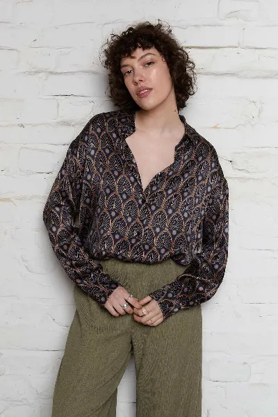 Yahmo Yahmo Damen vegan Hemd Mona Metropolis Schwarz/