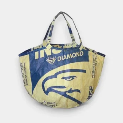 REFISHED fair fashion REFISHED fair fashion Tasche 'SOULMATE' - upcycelte Zementsäcke