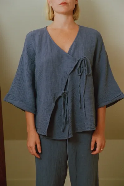 Nénés Nénés Damen vegan Bluse Haydée Blau