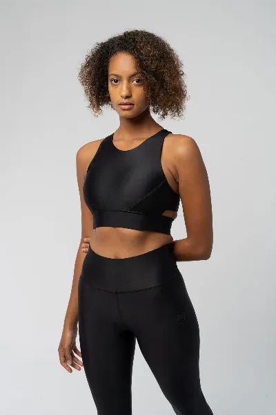 Besonnen Shape My World Yoga Bustier aus ECONYL ®