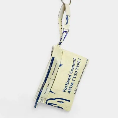 REFISHED fair fashion REFISHED fair fashion Täschchen 'BAG-IN-BAG' (S) - upcycelte Zementsäcke