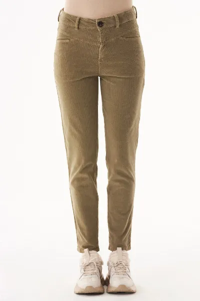 ORGANICATION ORGANICATION Damen vegan Cordhose Bio-Baumwolle Olivenöl