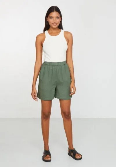 recolution Damen Shorts aus Leinen und LENZING ECOVERO Viskose Mix - FIR - recolution