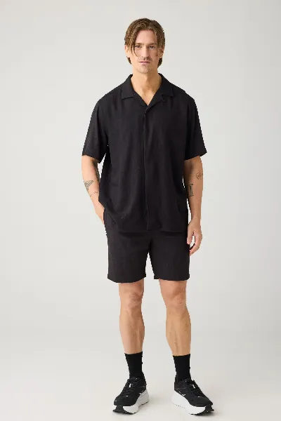 KnowledgeCotton Apparel Shorts Fig Loose Linen Mix Schwarz