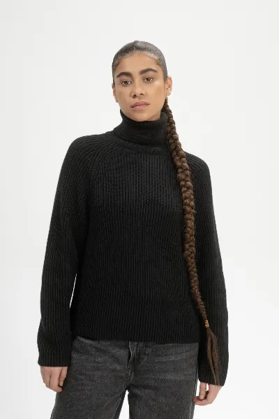 MELA MELA Damen vegan Strickpullover Rippen-Rollkragen Chirha