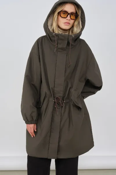 Embassy of Bricks and Logs Parka Memphis Gr&uuml;n