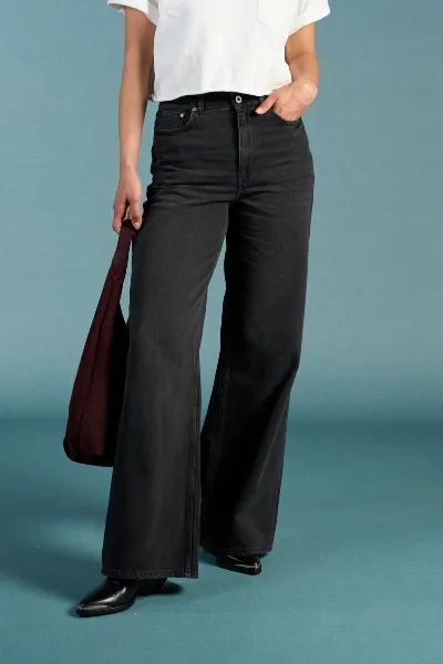 Kuyichi Kuyichi Damen vegan Jeans Flare Harper Smoky Noir