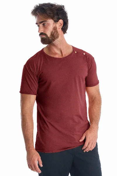RAVENS VIEW IBIZA RAVENS VIEW IBIZA Herren vegan Tee Egan Knopf Dunkel Granat