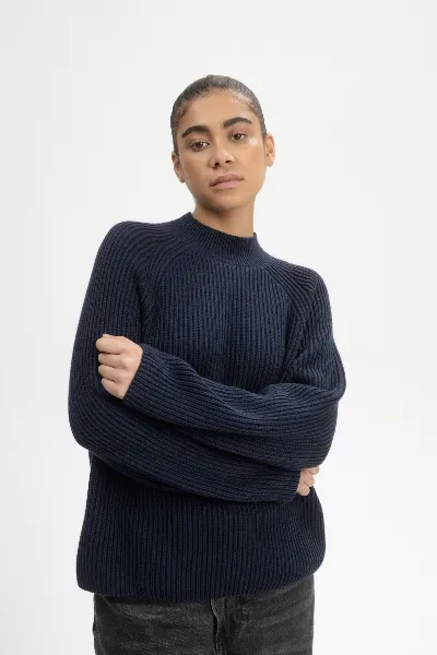 MELA MELA Damen vegan Strickpullover Rippe Stand Up Kragen Analah Navy