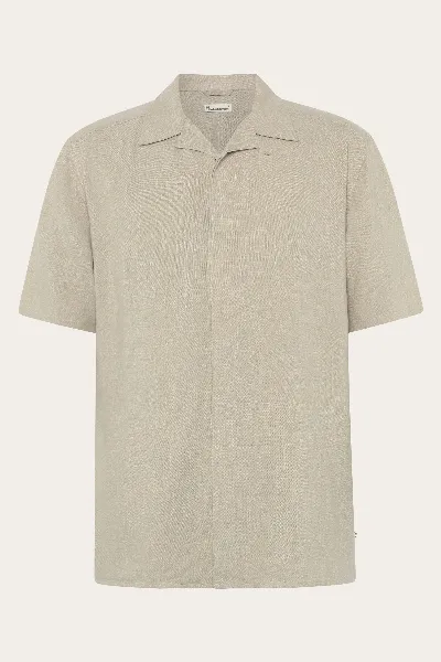 KnowledgeCotton Apparel KnowledgeCotton Apparel Herren vegan Kurzarmhemd Moss Relaxed Light Feather Gray