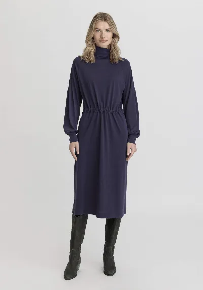 hessnatur hessnatur Damen Jersey Kleid Midi Relaxed aus TENCEL™ Lyocell mit Bio-Baumwolle - blau