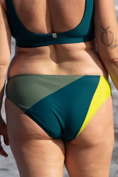Inaska Inaska Damen vegan Bikiniunterteil Regular Cut Chill Fusion Lime/Petrol/Khaki