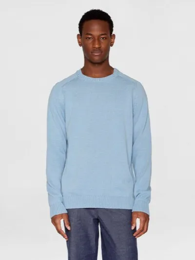 KnowledgeCotton Apparel KnowledgeCotton Apparel Strickpullover CREW NECK aus Bio-Baumwolle, Dusty Blue Melange