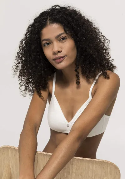 hessnatur hessnatur Damen Triangel BH bügellos COTTON FEEL aus Bio-Baumwolle - weiß