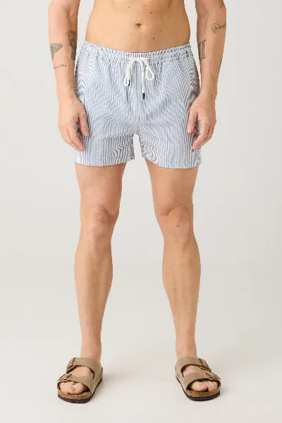 KnowledgeCotton Apparel KnowledgeCotton Apparel Herren vegan Badeshorts Mid Thigh Seersucker Blau Gestreift