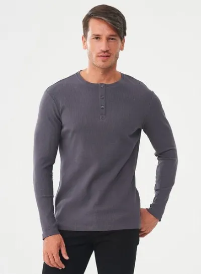 ORGANICATION ORGANICATION Geripptes Henley Langarmshirt aus Bio-Baumwolle