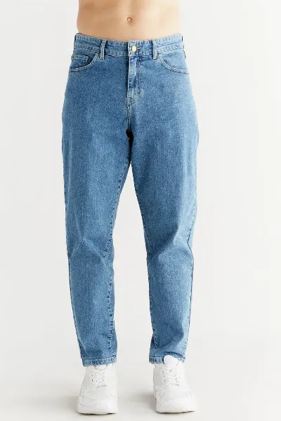 Evermind Evermind Herren vegan Jeans Karotte Fit Day Himmel