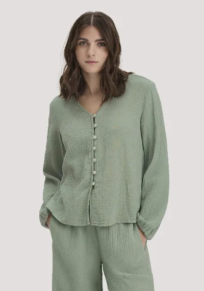 hessnatur hessnatur Damen Musselin Bluse Relaxed aus Bio-Baumwolle - grün