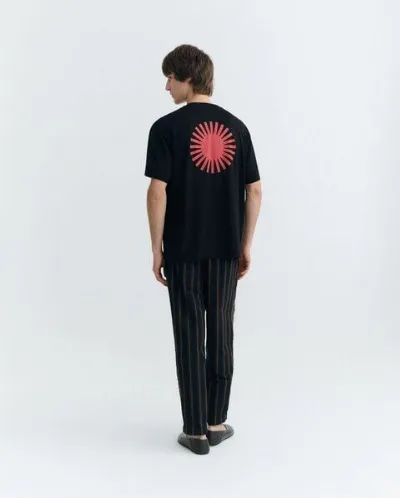 thinking mu thinking mu Sol Contrast Black Aaron Tee