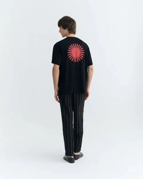 thinking mu thinking mu Sol Contrast Black Aaron Tee