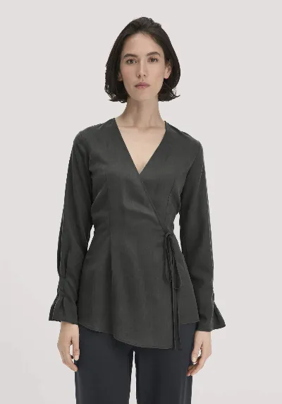 hessnatur hessnatur Damen Wickelbluse Regular aus TENCEL™ Lyocell - grün