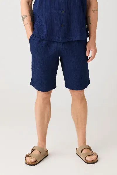 KnowledgeCotton Apparel KnowledgeCotton Apparel Herren vegan Shorts Loose Dobby Fig Indigo
