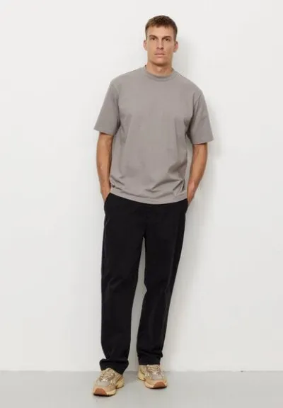 recolution Herren Chino mit Bundfalte aus Bio-Baumwoll Mix - OAK - recolution