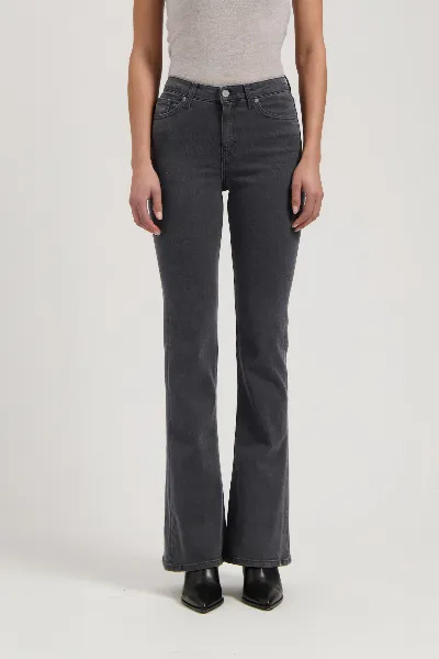MUD Jeans MUD Jeans Damen vegan Jeans Flared Isy